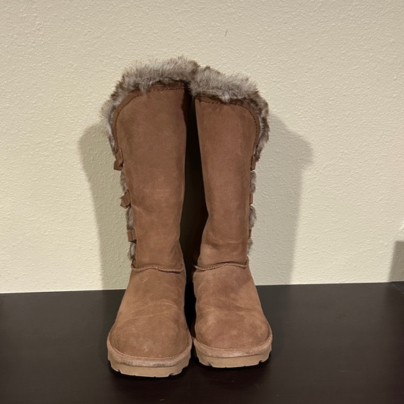 BearPaw Aize 8 Brown Winter Boots with Faux Fur - Picture 4 of 9